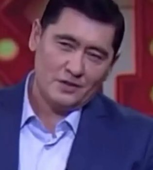 Ravshan Komilov qimmat kostyumini ijaraga bermaydi