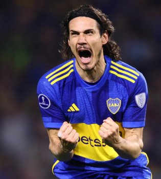 Эдинсон Кавани завершил футбольную карьеру