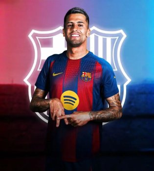 Barcelona Makes a Difficult Offer to Saudi Club for Cancelo