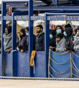 The United Kingdom houses undocumented migrants in barracks