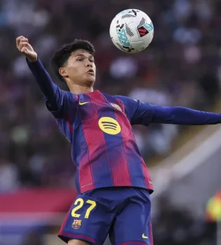 Dro Fernandes впервые вышел на поле в составе PSJ