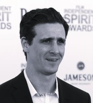 Taniqli aktyor Jeyms Renson 46 yoshida vafot etdi