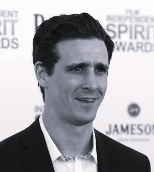 Taniqli aktyor Jeyms Renson 46 yoshida vafot etdi