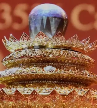 A unique 3,563-carat sapphire found in Sri Lanka