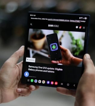 Samsung yangi buklama smartfonlarini kelasi yil iyulda taqdim etadi