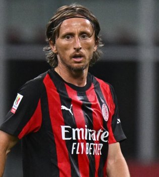 Modrich invited 60 guests to the derby