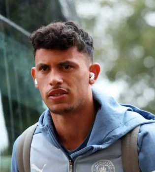 "Manchester Siti" ochkolarni boy berdi: Nuneshning fikrlari