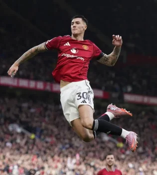 «Манчестер Юнайтед» выиграл 10 матчей подряд