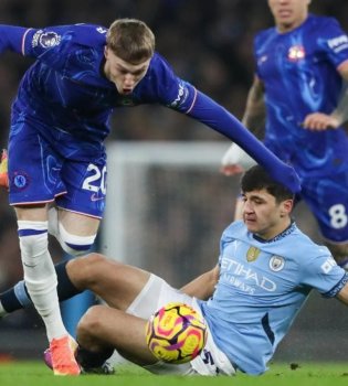 «Chelsi» yozgi transferlar vaqtida tarkibni tubdan yangilamoqchi