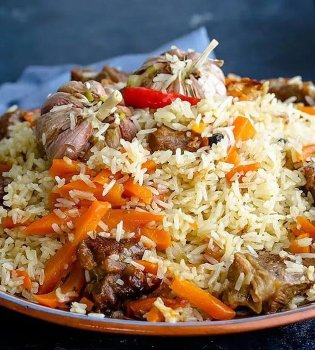 В Узбекистане цены на плов различаются в зависимости от региона