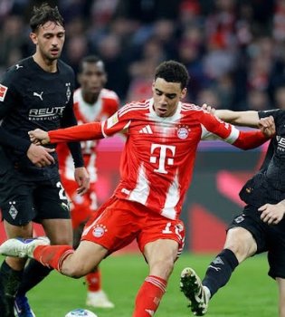 Bavaria defeated Borussia 4:1