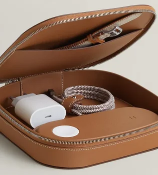 Hermes Presents a Bag with Charging System for Apple Devices