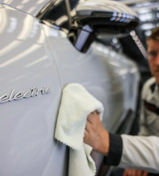 «Porsche» kompaniyasi daromad kamayishi sababli uchta korxonasini yopadi