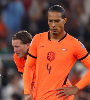 «Milan» «Liverpul» himoyachisi Virgil van Deykni sotib olmoqchi