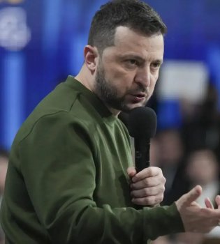 Zelenskiy: Hududiy masalalar faqat yuqori darajada hal bo‘ladi