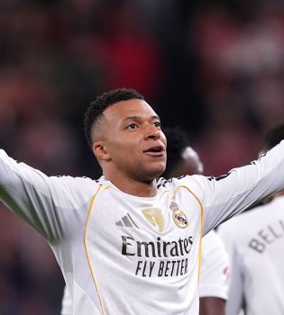 Mbappe returned to training after his injury, but the match is not certain.