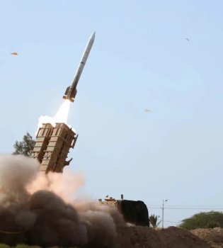 Иранские атаки уменьшаются, давление США и Израиля усиливается