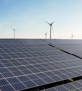 Производство солнечной и ветровой энергии в Узбекистане резко выросло