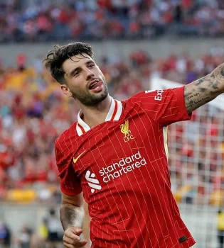 Vinisius Junior recommended Soboslai to Real