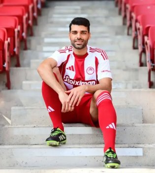 Иранский футболист Мехди Тареми хочет присоединиться к армии