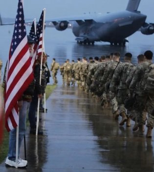 AQSH Yaqin Sharqqa minglab dengiz piyodalarini yubormoqda