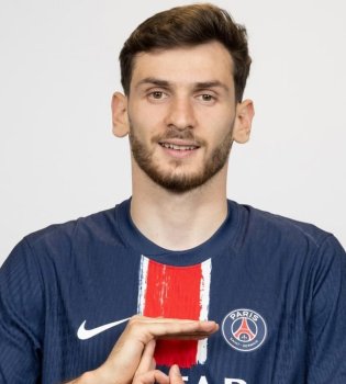 Хвича Кварацхелия может перейти в "Манчестер Юнайтед"