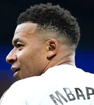 Martynovich Mbappe bilan futbolka almashgani haqida so‘zladi
