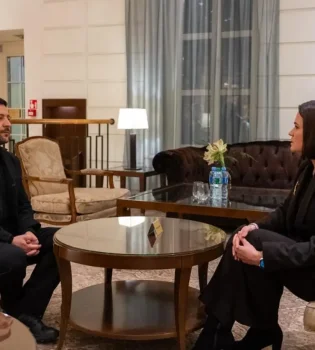 Zelenskiy va Tixanovskaya Vilnyusda ilk bor uchrashdi