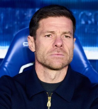 Xabi Alonso «Chelsi»ga «Real Madrid» futbolchilarini olib kelmoqchi