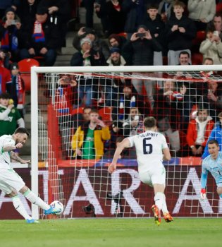 Chexiya Irlandiyani durangga yuborib finalga yo'l oldi