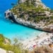 На пляже Кало-де-Моро в Майорке возникла проблема с мусором