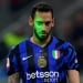 Fenerbahce is trying to buy Chalhanoglu
