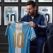 Lionel Messi terma jamoadagi xayrlashuv o'yini uchun maxsus libosini namoyish etdi