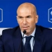 Zinedin Zidan Fransiya terma jamoasida kiyinish madaniyatini chekladi
