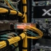 SpaceX kompaniyasi o'zining optik tolali qurilmalarini ishlab chiqaradi