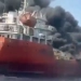 Супертанкер с нефтью взорвался, налетев на морскую мину в Ормузском проливе