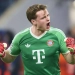 Jonas Urbig guards the Bayern goal again