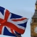 Britaniya parlamentida farrosh 16 yil mehnat qoidasini buzdi