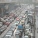 Сильные дожди в городе Мумбаи остановили жизнь