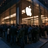 Yangi avlod iPhone smartfonlari savdosi dunyo bo'ylab boshlandi