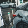 Korporatsiyalar elektromobillarni quvvatlash jarayonida jiddiy qiyinchiliklarga duch kelmoqda