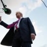 Tramp Donbassni bo‘lish va tinchlik taklif qildi