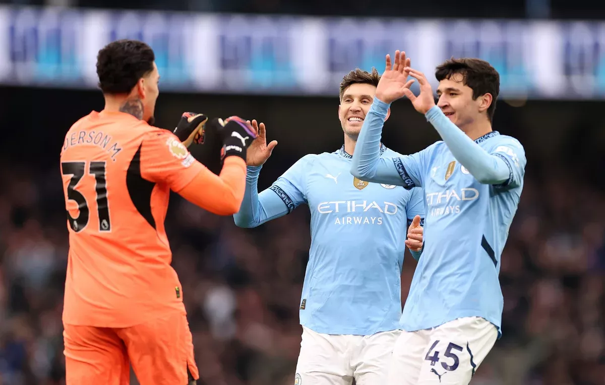 How did Abduqodir Husanov spend the first 90 minutes at Manchester City?