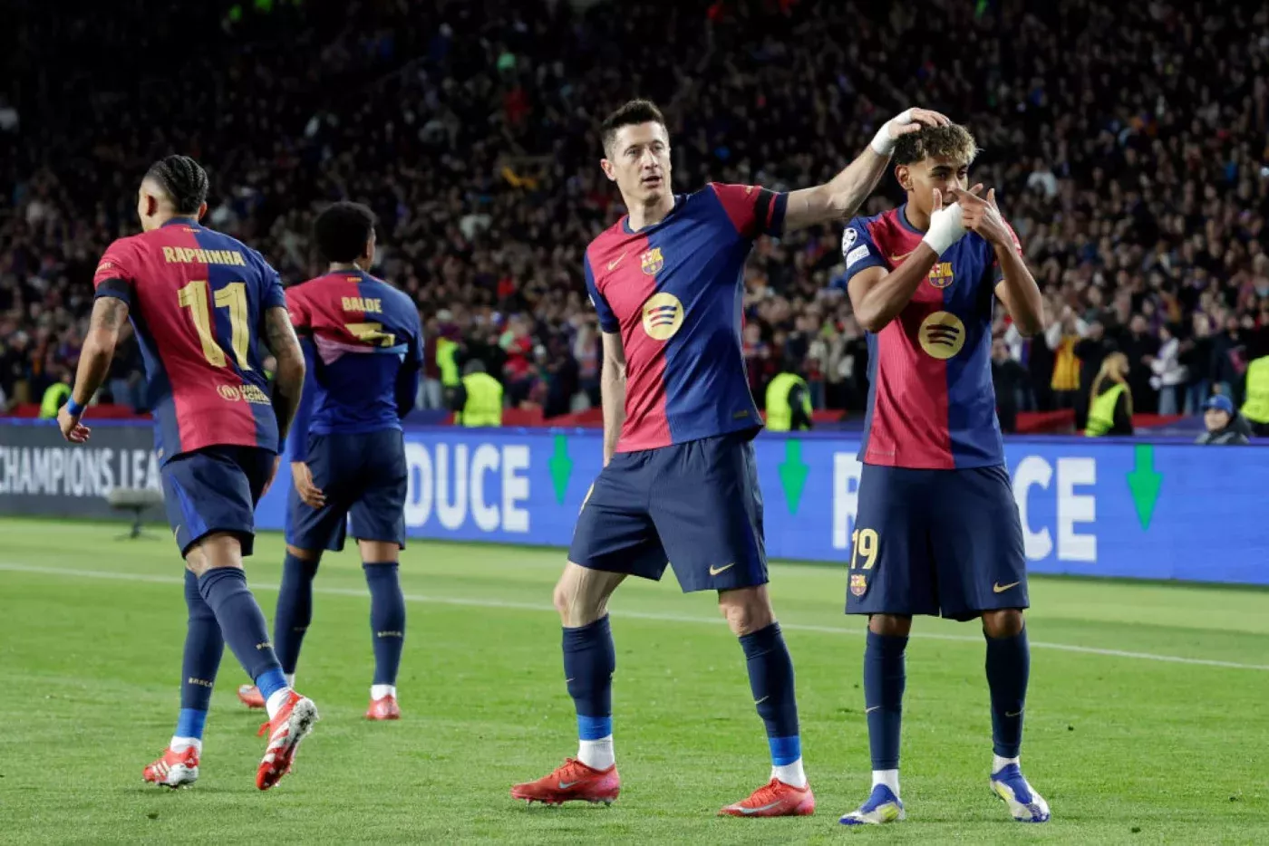 "Barcelona" defeated "Atletico" with a large score in the match