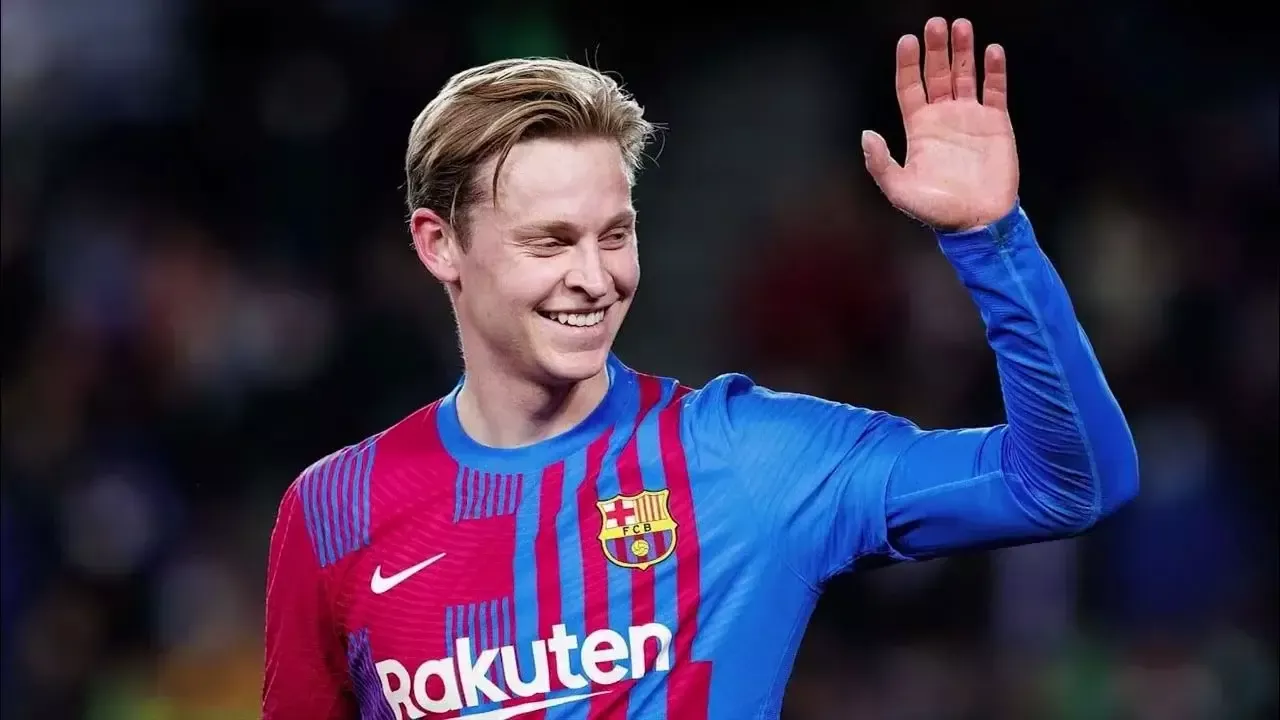 "Barcelona" star de Jong may move to "Manchester United"