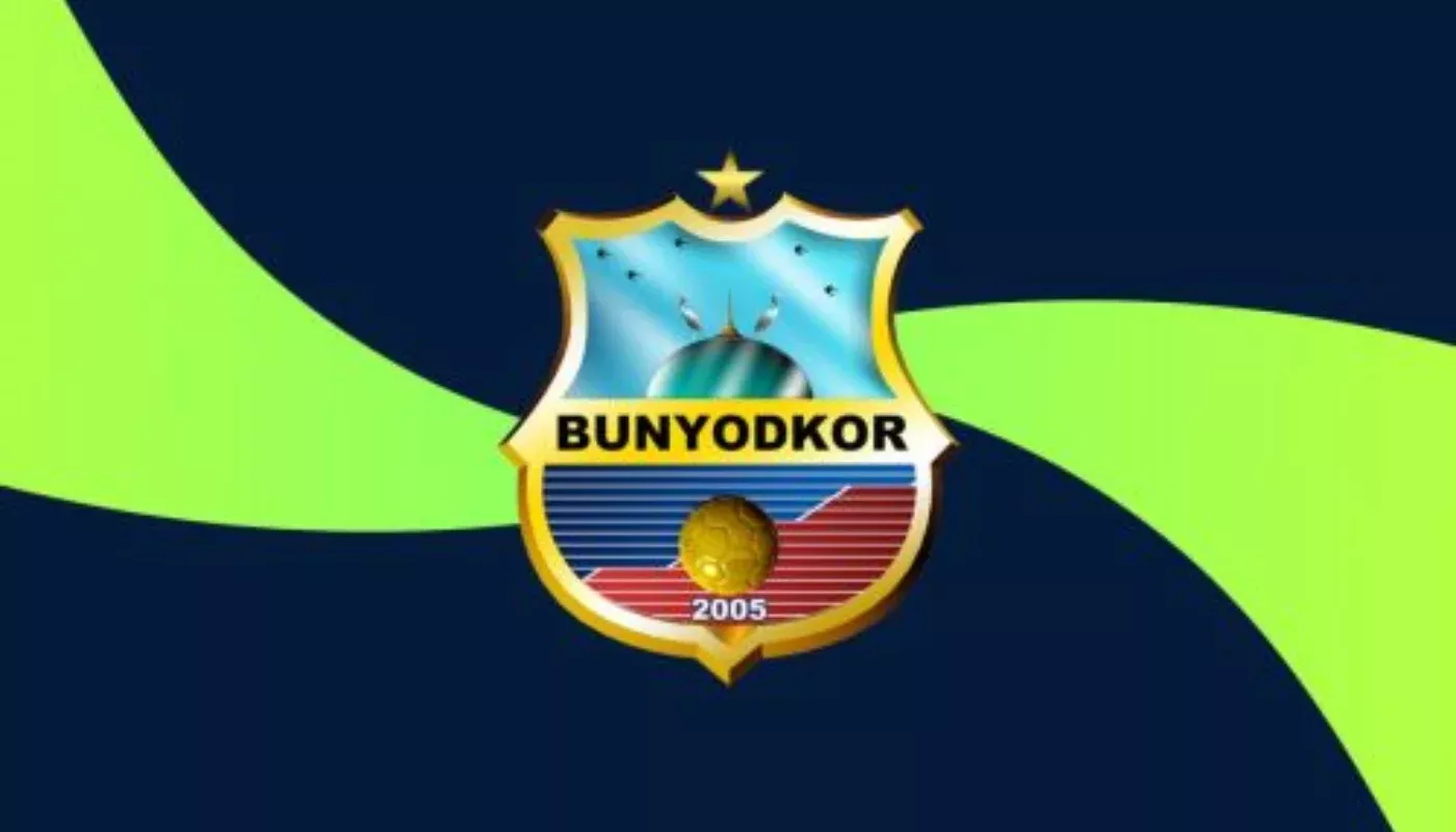 Who did the "Bunyodkor" club register for the 2025 season?