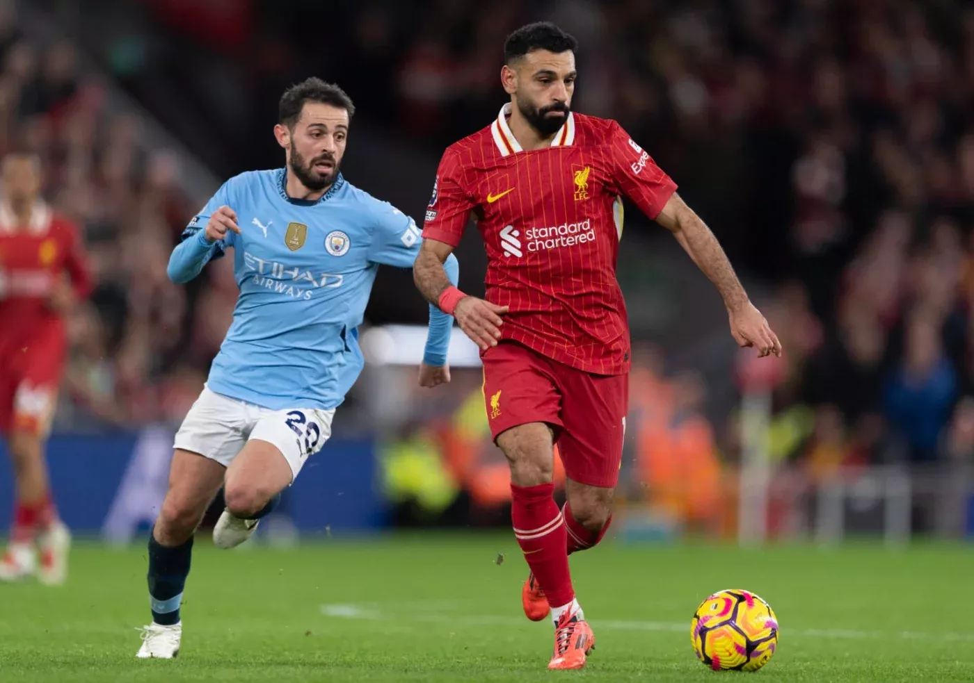 Manchester City qiyin ahvolda: Liverpool tanaffusga 2:0 hisobida oldinda chiqdi