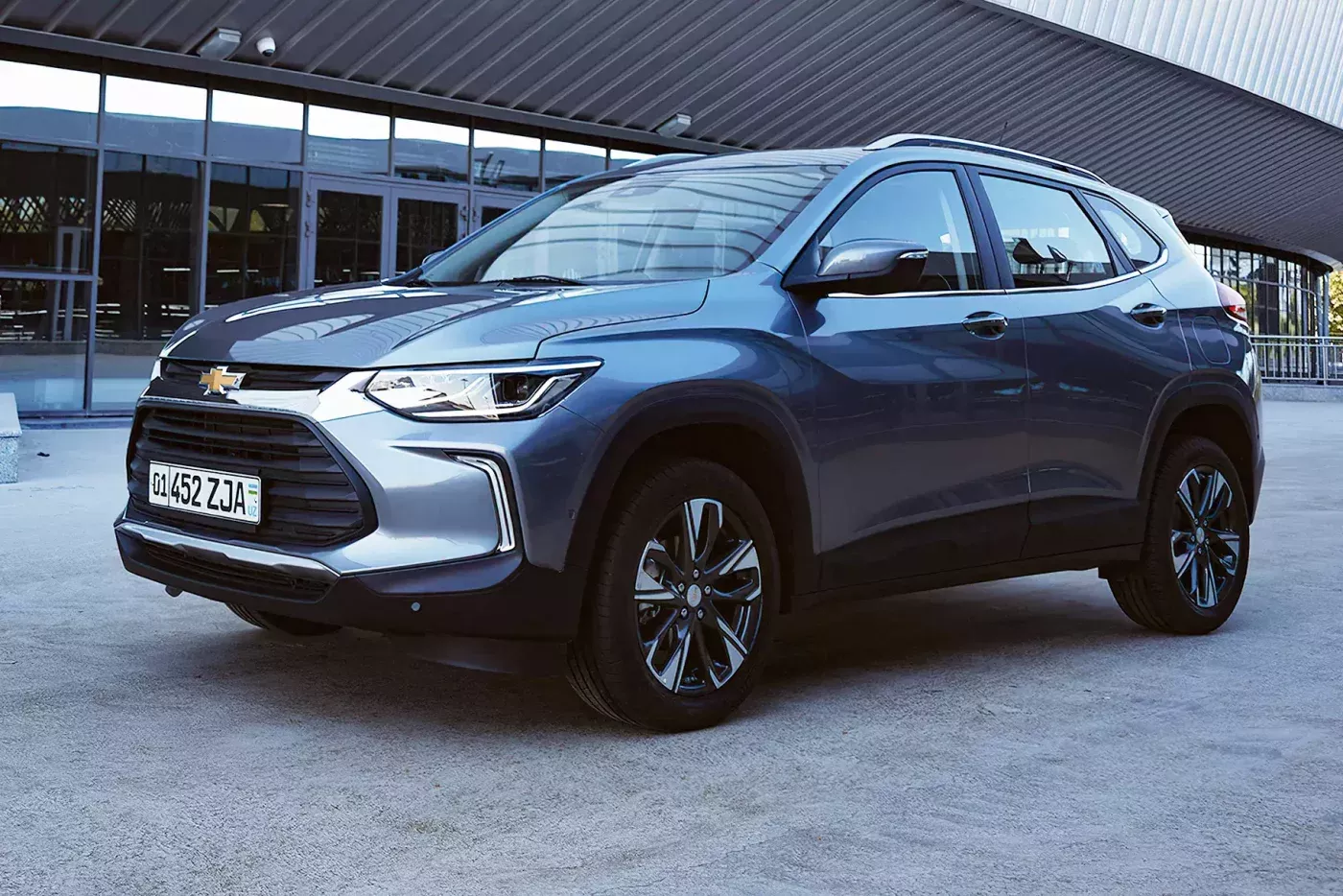 Rossiyada Chevrolet Tracker narxi qancha?