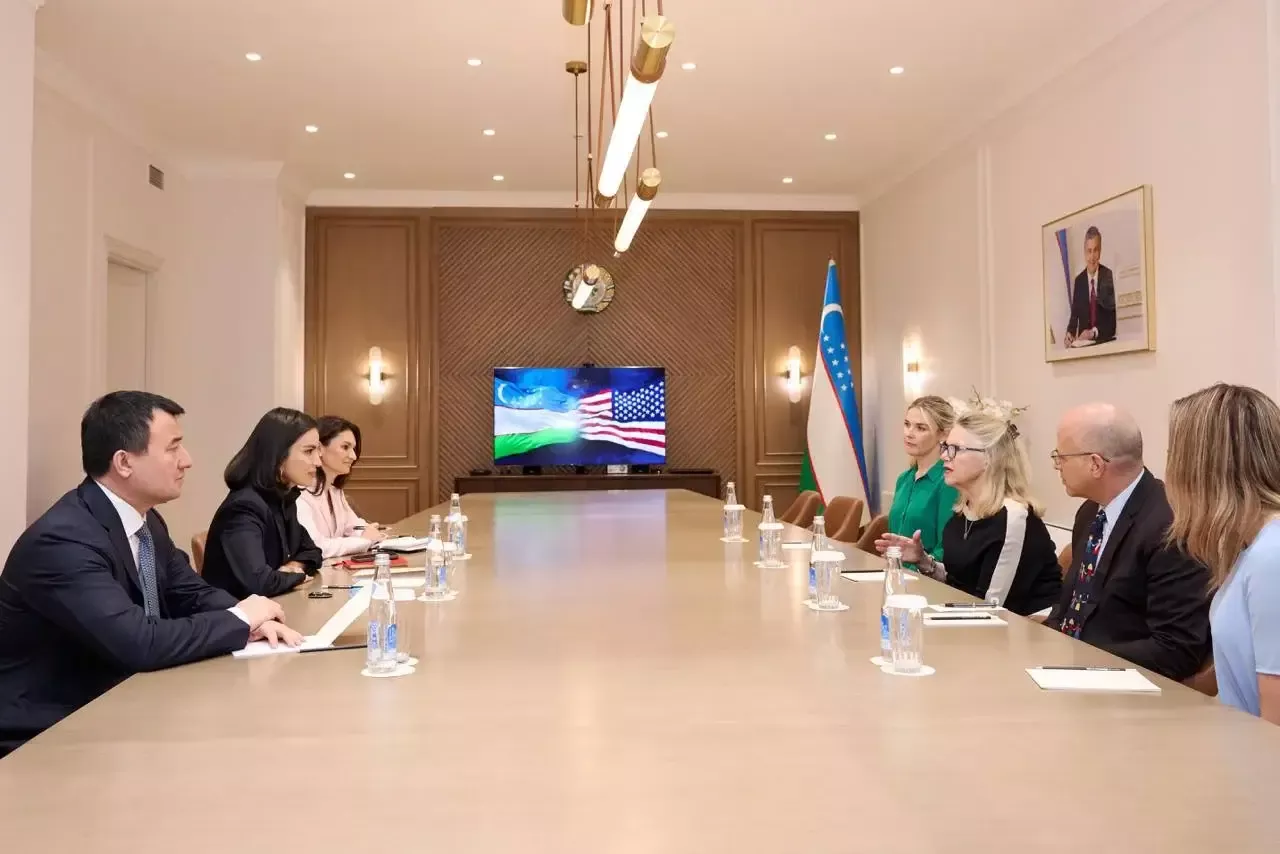 Saida Mirziyoyeva held a meeting with US Congress member Carol Miller