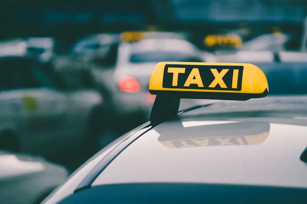 The income calculation of taxi drivers starts from zero